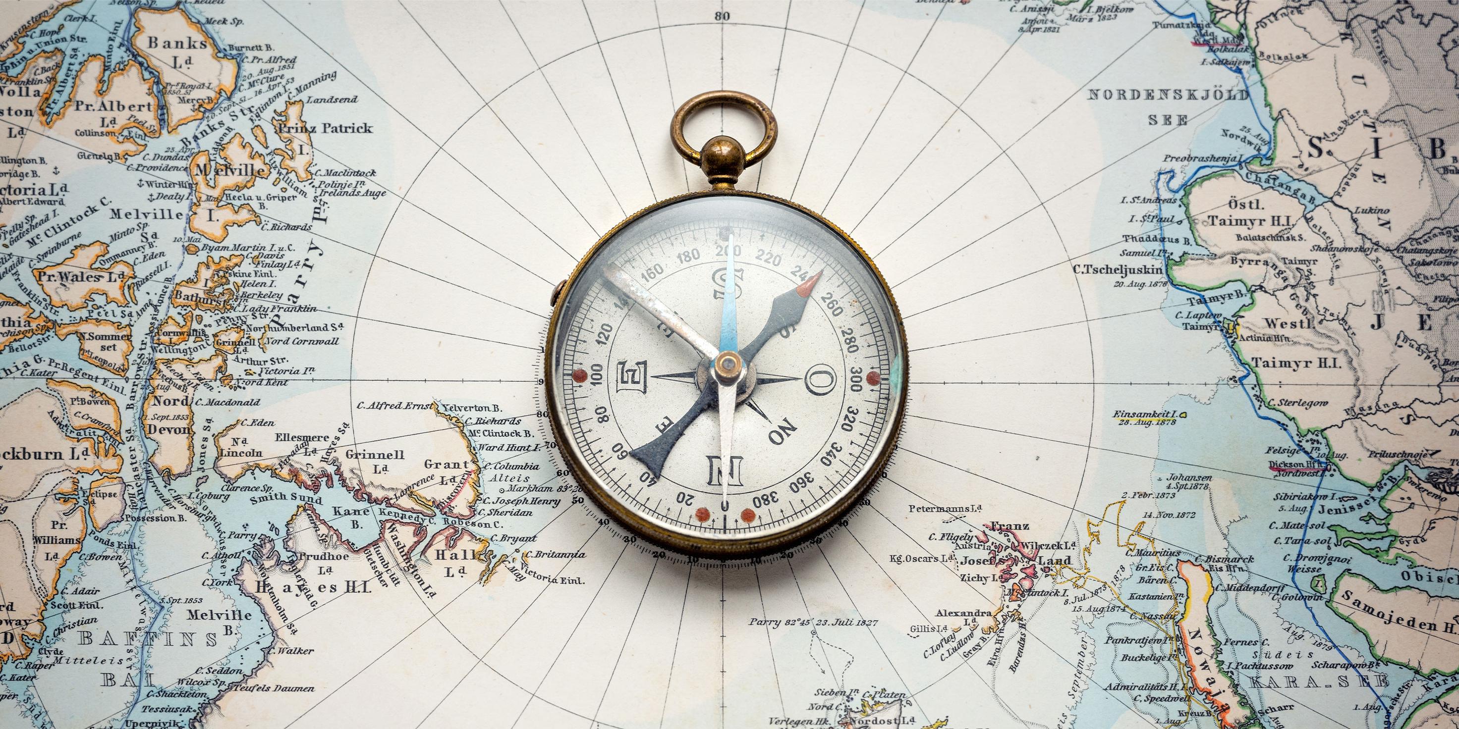 Navigating a New Global Map with Evolving Features